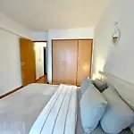 Bem Localizado Apartmán