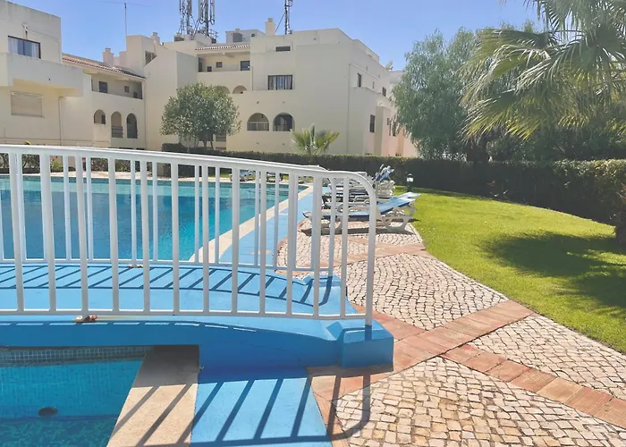 Bem Localizado * 알부페이라